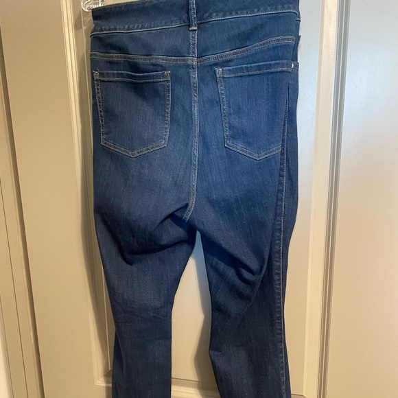 Super soft distress denim leggings - Picture 3 of 3